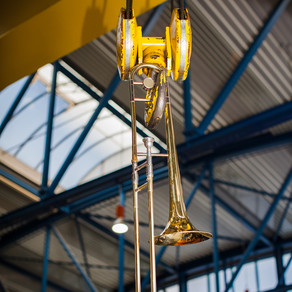 Posaune in einer Werkstatt